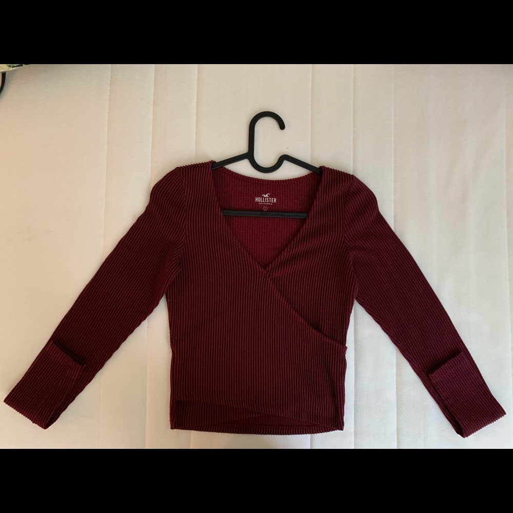 Hollister V-neck Long Sleeve